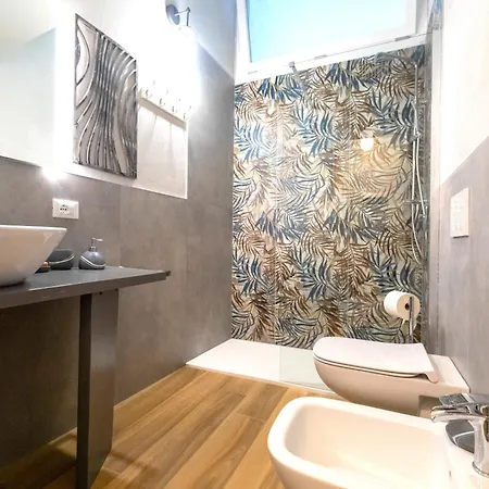 Apartman Casa Degli Specchi- Duplex In Center Arona