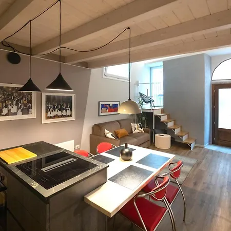 Apartman Casa Degli Specchi- Duplex In Center Arona