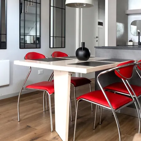 Casa Degli Specchi- Duplex In Center *