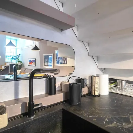 Apartman Casa Degli Specchi- Duplex In Center Arona