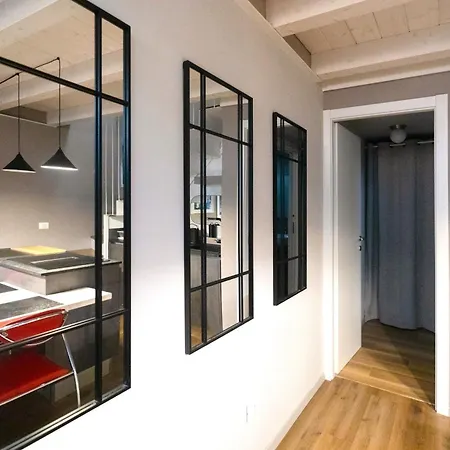 Apartman Casa Degli Specchi- Duplex In Center Arona