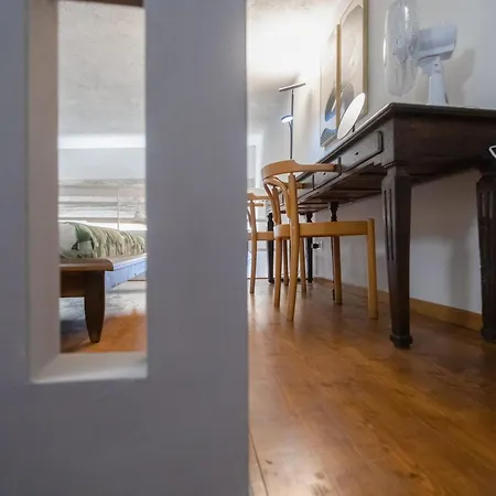 Апартаменты Casa Degli Specchi- Duplex In Center Арона