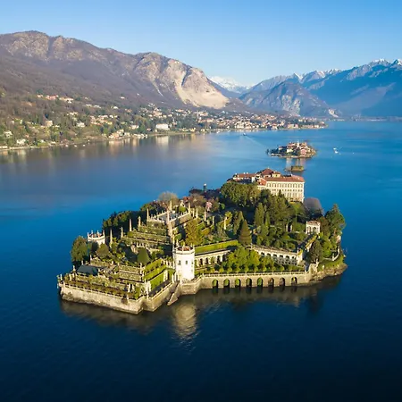 Apartman Casa Degli Specchi- Duplex In Center Arona