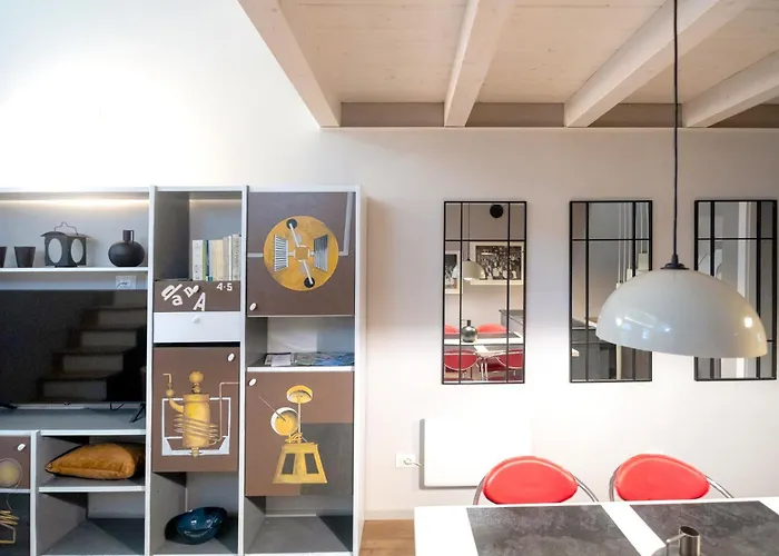 Lägenhet Casa Degli Specchi- Duplex In Center Arona